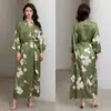 Roupão Feminino Estampado Plus Size de Verão, Roupão de Banho de Cetim Imitação de Seda de Luxo, Roupa de Casa Feminina