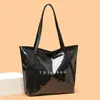 Bolso Casual Retro de Moda para Mujer con Letras Nuevo de PVC para Viajes Diarios Gran Capacidad Bolso de Mano de Moda Simple Bolso Tote