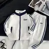 Nuevo Conjunto de Sudadera Infantil Estilo Coreano para Niños y Niñas Conjunto Casual para Niños Medianos y Grandes Conjunto de Dos Piezas Ropa Infantil al por Mayor