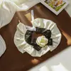 Babeiro para pets estilo Chanel para gatos e cachorros, gola de cetim com decoração de camélia e laço, babador para cachorro pequeno