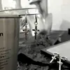 Brincos de Argola Cruzados de Novo Estilo para Homens, Acessórios de Orelha em Aço Inoxidável, Presilhas de Orelha para Mulheres, Presilhas de Orelha com Design Exclusivo, Acessórios de Luxo