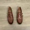 Versión en stock~Mocasines retro franceses de tacón grueso, zapatos slip-on otoño 2026 con hebilla de cinturón negra estilo old money