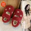 Sapatos Peludos de Cor Lisa para Meninas Outono/Inverno 2025 Pequenas Meninas Strass Solado Macio Antiderrapante Pequeno/Médio/Grande Infantil Plus Veludo Quente Sapatos de Algodão
