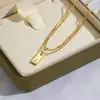 Amazon Transfronterizo Nuevo Collar de Cuentas de Arroz en Capas de 26 Letras Collar con Colgante de Etiqueta Joyería de Nicho de Moda