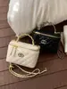 Bolsos de Diseño de Nicho con Bordados de Moda 2025 Nuevo Modelo Bolso de Mano para Mujer Verano Versátil Bolso Cruzado con Cadena Bolso Cuadrado Pequeño