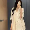 Popular conjunto de pijama y shorts de seda helada, vestido camisero de mariposa de lujo ligero, pijama para mujer, ropa de casa de verano, conjunto ligero