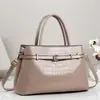 Bolsa pequena de alta qualidade com textura de padrão de crocodilo para mulheres, nova coleção 2026, bolsa tote versátil, bolsa quadrada pequena, bolsa transversal casual de verão