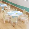 Mesas e Cadeiras Infantis de Jardim de Infância em Madeira Maciça Conjunto Criativo Loja de Educação Infantil Casa Modelo Exibição Mesas e Cadeiras de Brinquedo para Entretenimento