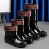 Botas de Chuva Masculinas Zhengli Botas de Chuva de Cano Curto de Cano Alto Impermeáveis Antiderrapantes Cobertura de Veludo Espessada Resistente a Ácidos e Álcalis Calçados de Água Extra Altos Botas de Borracha de Proteção do Trabalho