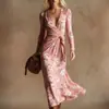 Vestido Transfronteiriço Novo Estilo com Decote em V e Mangas Longas com Elementos de Impressão Digital 3D, Saia Fashion e Personalizada para Marcar a Cintura Feminina