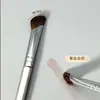 Pincel chanfrado de cerdas macias para sombra no nariz, pincel chanfrado para contorno, pincel de esfumar, pincel de maquiagem lateral para sombra, pincel chanfrado para delineador para iniciantes