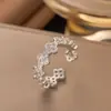 Anillo de Zirconia Micropavimentada Nuevo Transfronterizo Celebridad de Internet para Mujer, Anillo de Dedo Índice de Lujo Ligero de Moda de Gama Alta para Mujer con Apertura Ajustable