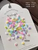 Acessórios transparentes de pétalas de flor tridimensionais para nail art, pétalas coloridas populares de resina para decorações de unhas DIY usáveis