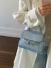 Bolso Cuadrado Pequeño de Moda Coreana de Nicho para Mujer, Nuevo Versátil para Primavera 2026, Bolso de Mano y Bolso Cruzado Exquisito para el Trabajo y el Uso Casual