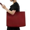 Bolsa de regalo no tejida festiva en stock roja bolsa de regalo de boda bolsa de cumpleaños fabricantes de LOGO imprimible