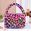 Cross-border Hot Sale American Faux Leopard Plush Bolsa de cosméticos portátil Wash Travel Storage Bag Factory Outlet