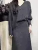 Otoño e Invierno Nuevo Estilo Transfronterizo Comercio Exterior Holgado Estilo Perezoso Conjunto de Punto para Mujer Sencillo para el Trabajo Conjunto de Dos Piezas Falda y Suéter