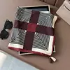 Bufanda Cuadrada Pequeña con Borlas y Estampado de Ponis de Nuevo Estilo, Bufanda de Cuello con Borlas de Moda, Bufanda Delgada para Mujer