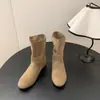 Botas Curtas Retrô de Cano Curto para Mulheres Sola Plana de Calçar Estilo Coreano Outono/Inverno 2026 Novas Botas de Couro Moda Camurça Cano Médio Macias