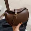 Bolso de mujer 2023 nueva textura de alta calidad nicho otoño e invierno retro bandolera para el hombro bolso de silla de montar popular para mujer