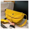 Nueva Bolsa de Tela Lavada Ultraligera para Mujer 2025 Nueva Versátil Bolso de Hombro Único Cruzado Diseño de Nicho Estilo Japonés Bolso de Pecho para Mujer