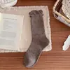 Calcetines de algodón para mujer de otoño e invierno hasta la pantorrilla, calcetines para mujer con patrón oscuro antiolor, calcetines dulces con encaje, calcetines sin costuras, calcetines largos apilables