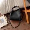 Bolso Cubo de Alta Apariencia Elegante 2026, Bolso Cesta, Bolso de Mano Informal de Nicho Moda Coreana, Bolso Cruzado para Viajar al Trabajo