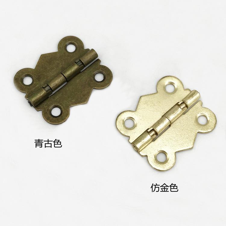 Q-3126合照中文.jpg