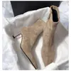 Elegantes botines de gamuza con punta para mujer, nueva moda otoño e invierno 2026, botas versátiles ajustadas con tacón de aguja