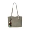 Bolso de mano casual de gran capacidad para mujer, nuevo bolso de hombro de moda 2026 con bloques de color, bolso tote versátil para el trabajo y los desplazamientos