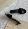 ¡En stock y enviado al instante! Zapatillas de Seda tipo Mocasín con Tacón de Gatito para Mujer, Mismo Estilo que las de Uva de Mamá, Minimalistas y Versátiles