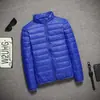 Chaqueta acolchada de algodón ligera y ultrafina para hombre, talla grande, para liquidación antitemporada, corta y resistente al frío.