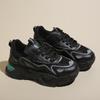 Zapatos de mujer nuevos de primavera 2025, zapatillas de malla transpirable, estilo coreano, combinables con todo, suela gruesa, informales, con aumento de altura.