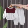 Sudadera Nueva Moda Primavera 2025 para Niños y Niños de Edad Media, Conjunto de Dos Piezas Casual Holgado para Hermanas y Hermanos, Venta al por Mayor Directamente de Fábrica