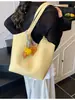 Bolsa Grande Transfronteiriça para Mulheres no Verão, Versátil Novo Estilo 2025, Bolsa Simples de Ombro para Sogras, Bolsa Tote Popular Estilo Quente