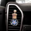 Botella de Perfume para Coche Flor Pequeña Rejilla de Ventilación Fragancia Aceite Esencial Botella Vacía Recargable Volátil Dibujo Animado Lindo Ambientador de Aire para Coche Botella Vacía