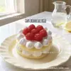 O mesmo ursinho de caramelo amanteigado fofo importado de TPR do Little Red Book, um brinquedo squishy com textura macia e de retorno lento para alívio do estresse