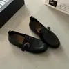 Estilo Old Money, mocasines redondos desgastados para mujer, 2026, suela suave, cómodos de llevar, con detalles de hebilla, zapatos de vestir retro, adecuados para ir al trabajo