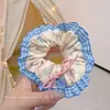 Goma de Pelo Romántica de Encaje Estilo Francés para Mujer, Diadema de Encaje Grande de Cuatro Capas con un Accesorio Floral Coreano de Alta Gama