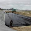 Fornecimento de fazenda de porcos novo material filme preto frutos do mar anti-infiltração filme preto biogás piscina HDPE fábrica de filme