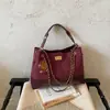 Bolsa Fosca Retrô Outono e Inverno Feminina 2026 Novo Estilo Moda para o Dia a Dia Bolsa de Ombro Único Transversal Bolsa de Mão de Alta Qualidade