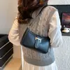 Bolso de axila retro de alta calidad para mujer 2025 Nueva tendencia de bolso de mujer Bolso de hombro de moda Bolso de media luna de estilo simple y occidental