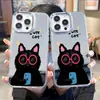 Funda de teléfono de dibujos animados de gato negro haciendo selfie, moderna y divertida, para iPhone 16 con espejo de maquillaje, cubierta protectora para Apple 17pm