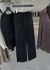 DestaqueVocê Correu 26 Outono Inicial Novo Estilo Tencel Botão de Chifre Corte Quadrado Manga Longa Conjunto de Camisa e Calça Casual