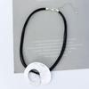 Collar corto con colgante de moda europea y americana con símbolo geométrico, joyería para mujer, superventas en Amazon.