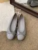 Zapatos planos rojos para mujer estilo francés 2025 primavera lazo bailarinas de suela blanda para combinar con faldas