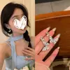 Aretes de Mariposa de Cristal Azul Degradado Cool Sense para Mujer Verano Lujo Ligero Diseño Nicho Sentido Avanzado Moda Aretes Elegantes