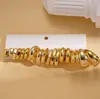 Conjunto de Vinte Peças de Brincos de Aço Liso com Agulha Geométrica Simples em Forma de C, Estilo Transfronteiriço, Ecológico, Brincos de Alta Qualidade para Mulheres