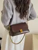 Bolso de hombro de nicho retro transfronterizo nuevo para mujer, bolso de mano versátil de alta gama, bolso elegante para el antebrazo para ir al trabajo
