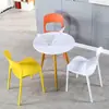 Casa Estilo Minimalista Moderno Cadeira Plástica Individual Casual com Encosto Cadeira Pequena Empilhável Cadeira Pequena para Sala de Estar em Casa